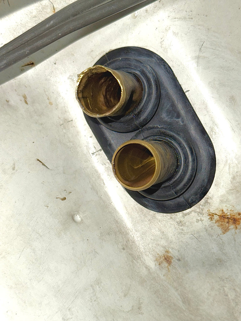 Genuine NipponDenso NON-USA OEM MADE IN JAPAN  Land Cruiser Firewall 60 Series Heater Control Valve Tubes Updated Grommet