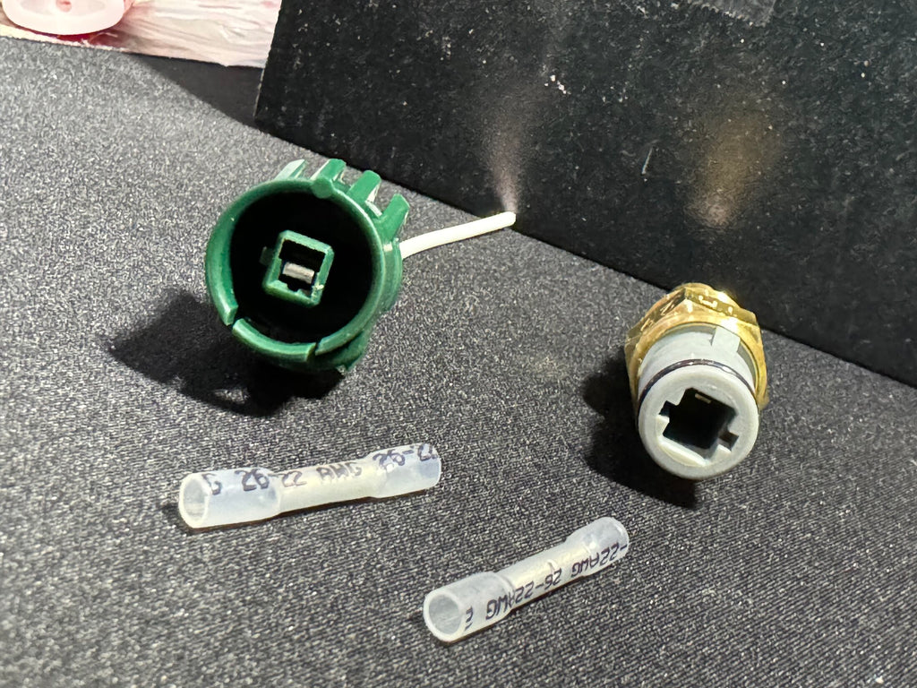 FJ62 3FE PLUG and PLAY Repair KIT OEM Genuine NipponDensso JAPAN , Fuel Pressure Temperature Sensor ,  SENDER WATER TEMPERATURE Gauge Fits 87 -90 . GREY TIP 1 wire  comes with the OEM Connector Plug , Seal and Extra YAZAKI OEM Terminals