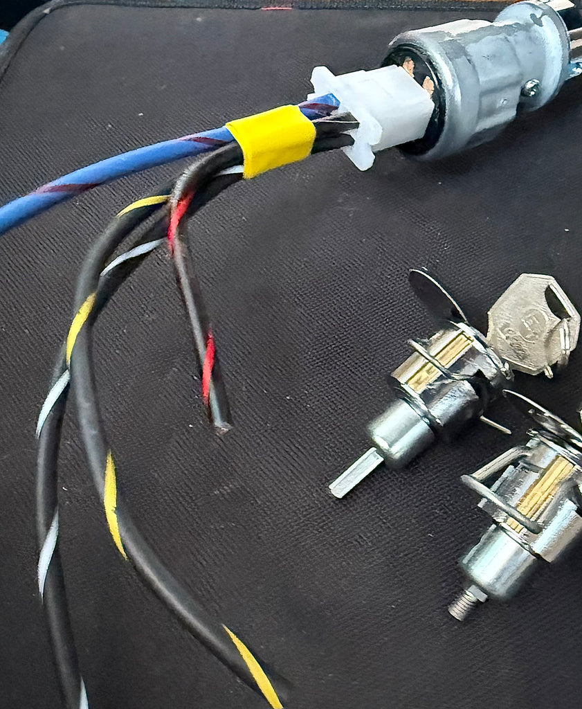 NOS ( ALL Keyed Alike Matching Factory Key Codes ) Master Lock Cylinde ...