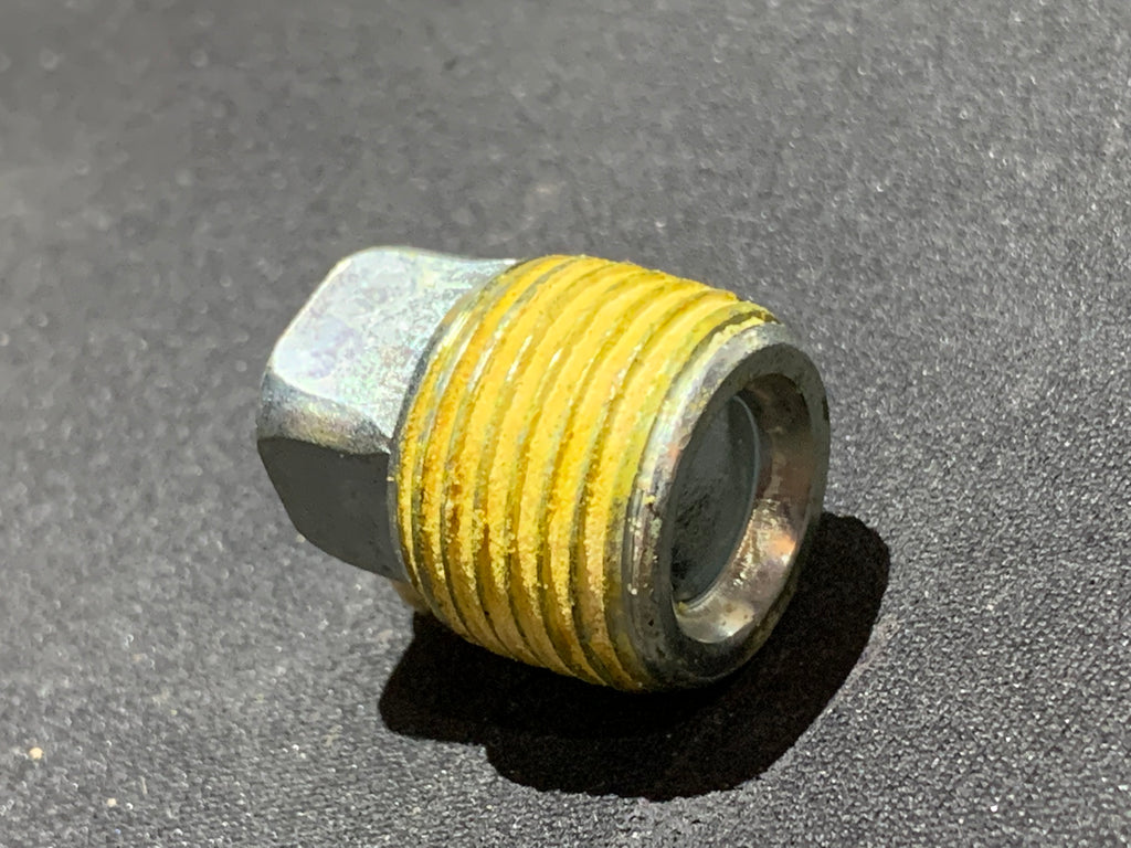 NOS NON-USA OEM TOYOTA Cylinder Head Heater Threaded Union HOSE BIB DELETE Service / Plug  F , F1.5 / 2F / 3F / 3FE / 3F CARB. /   2H , 1HD , 1HDT , 1HZ , 3B , 13BT 1962- LATER   FJ40  FJ55 FJ60 FJ62  BJ60 BJ40 BJ42 HJ601 HJ61