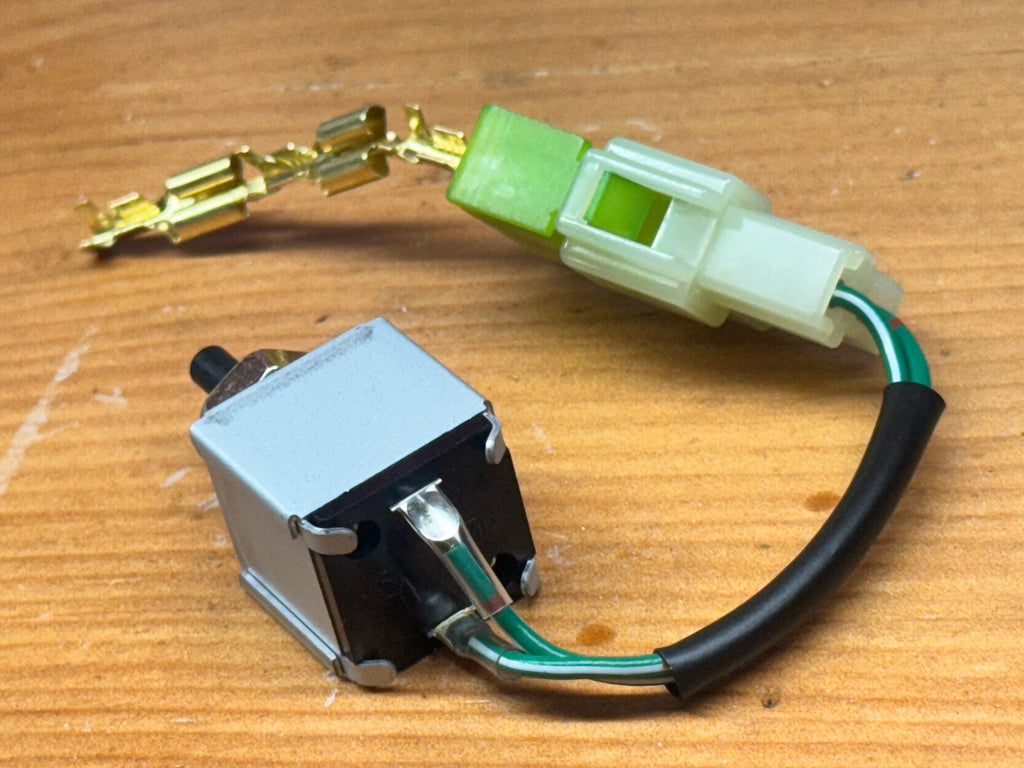 NOS OEM Toyota land cruiser RED PARKING Brake Indicator Light in dash PIN switch FJ40 FJ55 FJ60 FJ62