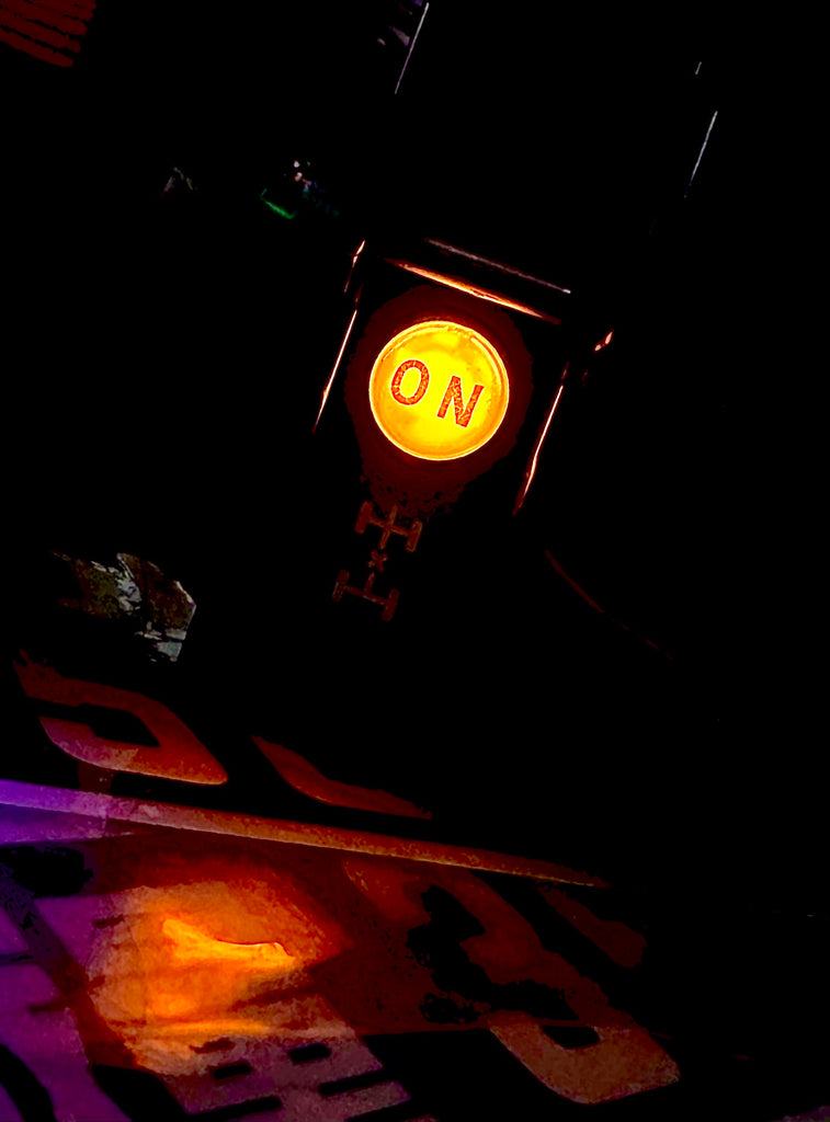 OEM Illuminated Lock / Unlock Differential Locker Switch BJ61 HJ61  FJ62 FJ80 FZJ80 HJ80 HJ81 HDJ80 HDJ81 Series