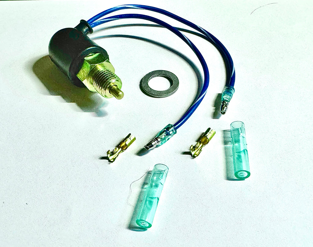 OEM Early Vacuum Transfer Case Japan Spec. Parts Switch Kit for Green Front Drive / 4WD In-Dash Indicator Lamp Switch Kit FJ40 FJ55 Part # 84610-30020 / 84610-30021