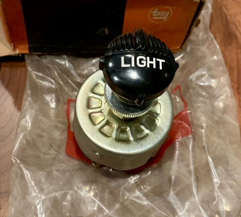 NOS 1st Generation Toyota Land Cruiser Headlight Head Lamp Switch assy w/ knob Headlamp FJ25 BJ25 FJ28 FJ40 FJ45 FJ45LV