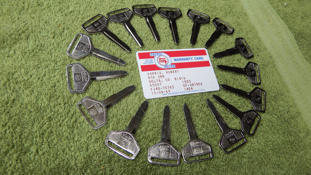 NOS OEM Silver Metal Top Teq Key Blank 90999-00066  FJ40, FJ55 , FJ60  , FJ62  9/72 -8/ 1990