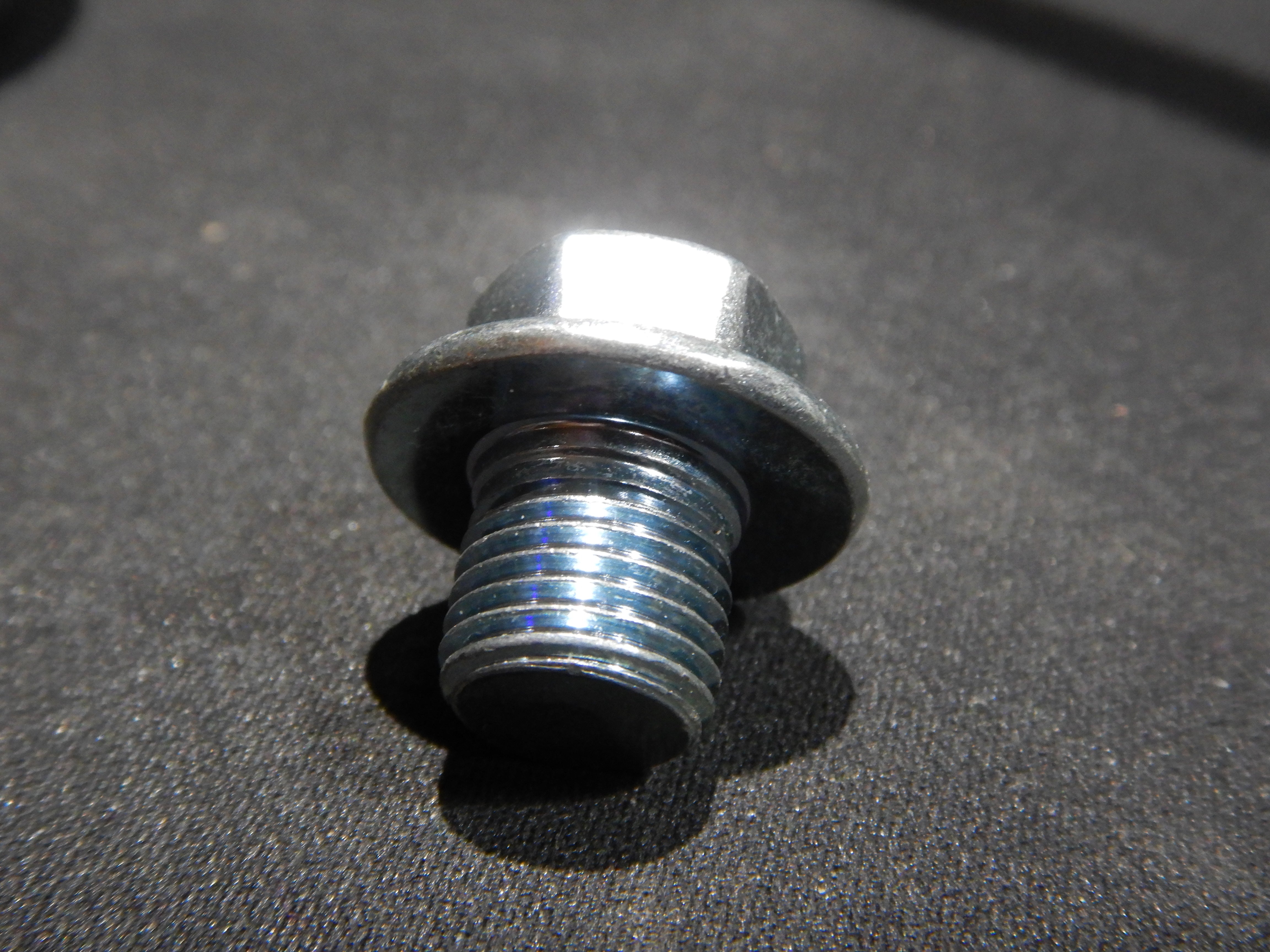 OEM TOYOTA Drain Plug 12mm Thread pitch / 14mm TOOL size HEX ( MADE IN