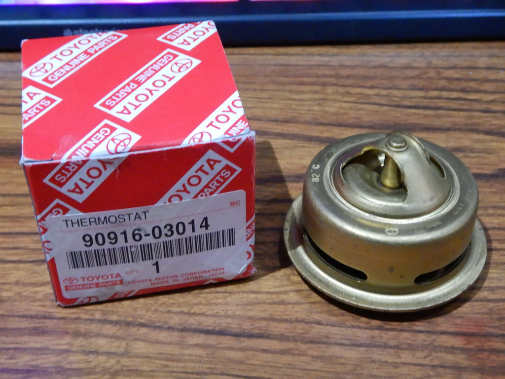 OEM TOYOTA Thermostat 90916-03014  Fits 1962-12/78  FJ40 , FJ55 F / 2F TEMP; 82'c degrees  Celsius