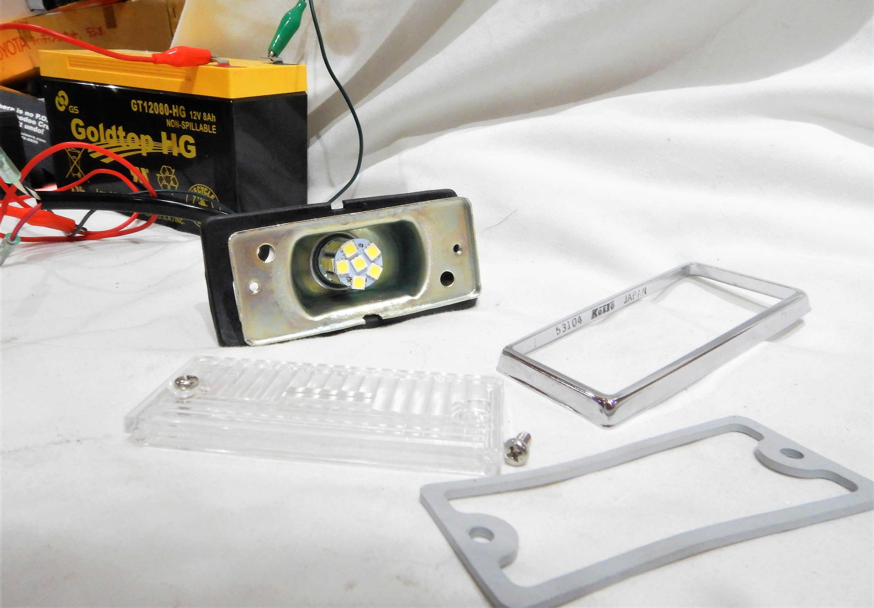 KUSTOM KOITo LED Equipped OEM TOYOTA Back-Up / Backup Reverse Lamp Lig ...