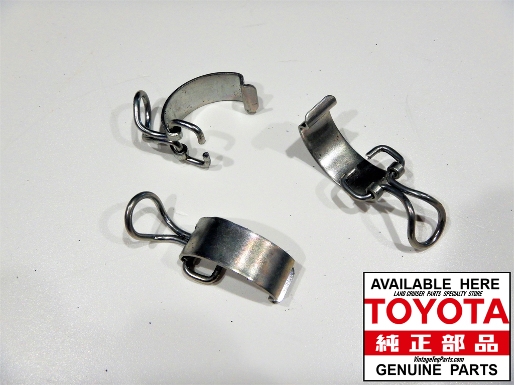 NOS NEW OEM TOYOTA AIR CLEANER FILTER BOX HOUSING 3pc CLAMPS / Clamp SET KIT F , 2F 3B  FJ40 FJ60 BJ40   ALL LAND CRUISERS USE THESE SAME CLAMPS !